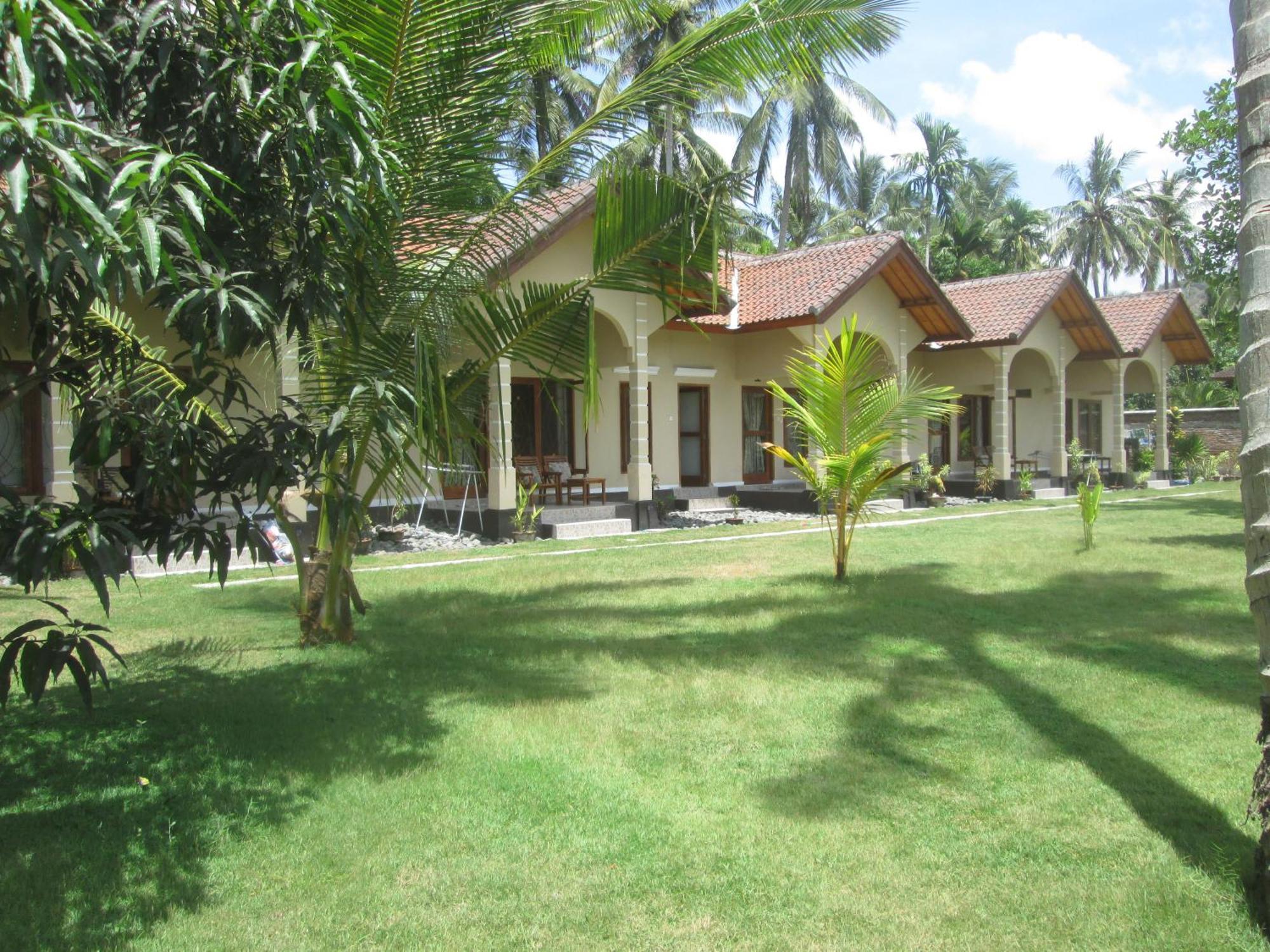 Yuli'S Homestay Kuta  Номер фото