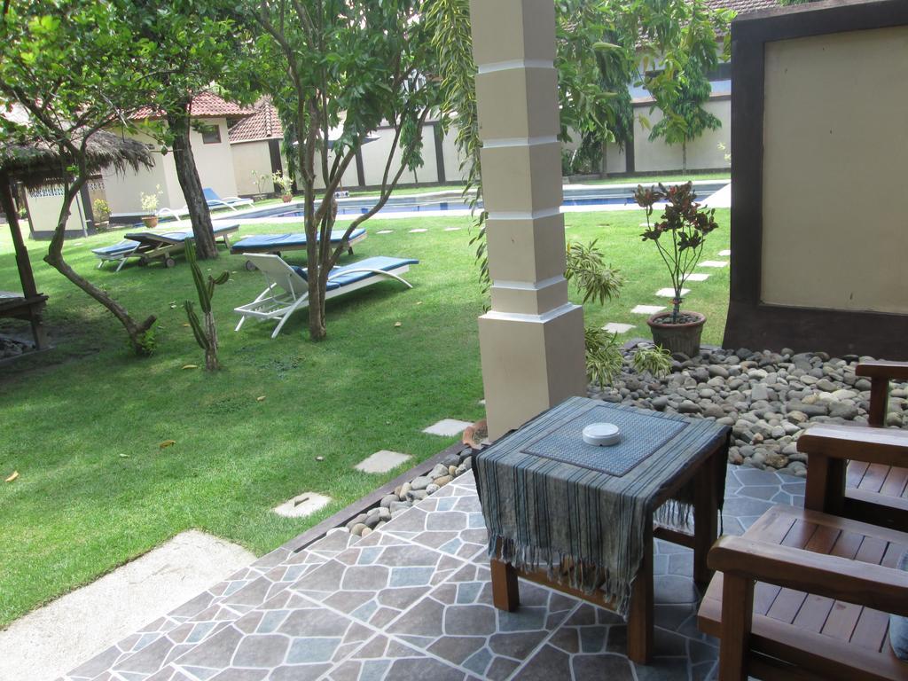 Yuli'S Homestay Kuta  Номер фото
